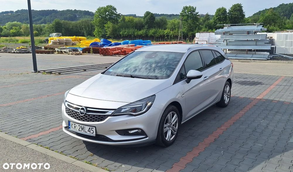 Opel Astra 1.6 CDTI Elite - 1