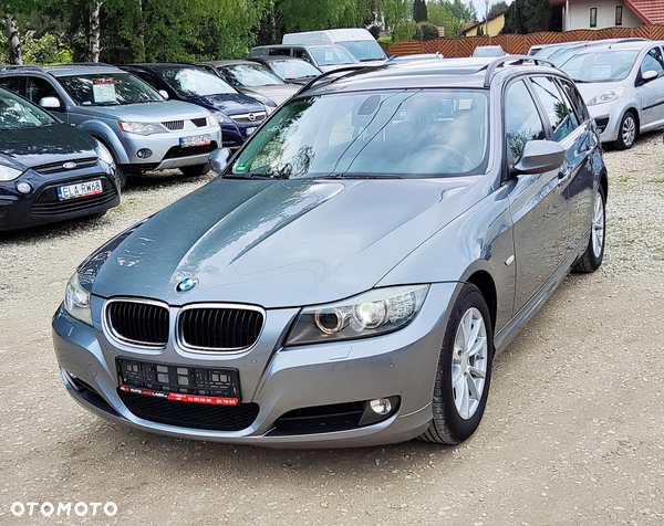 BMW Seria 3 320i Touring Edition Exclusive