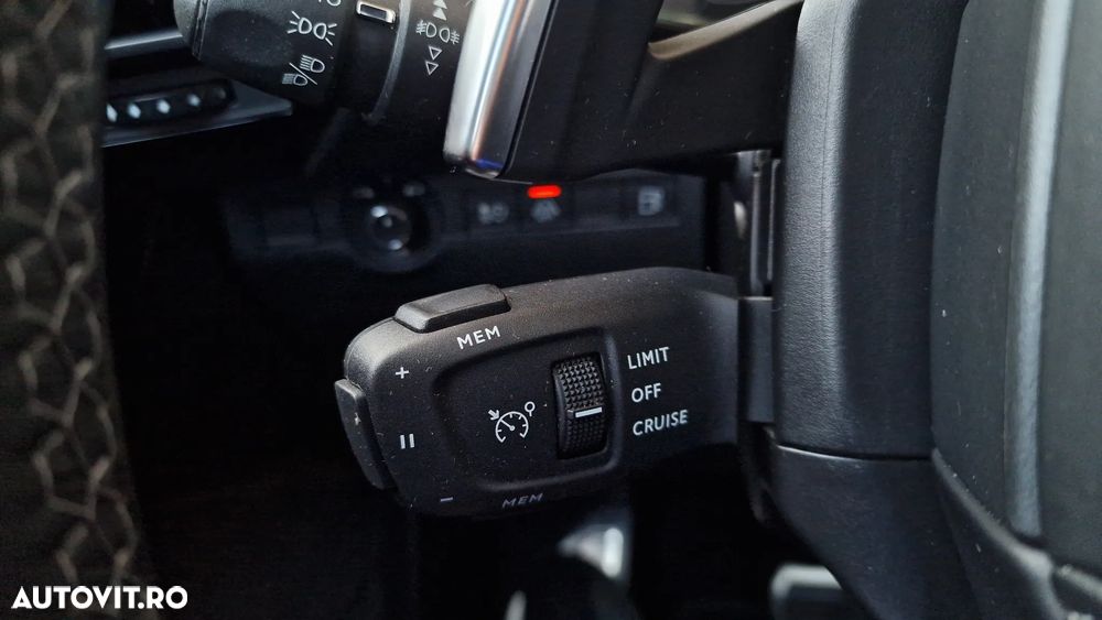 DS Automobiles DS 7 Crossback 1.6 PHeV FWD 225 EAT8 OPERA - 12