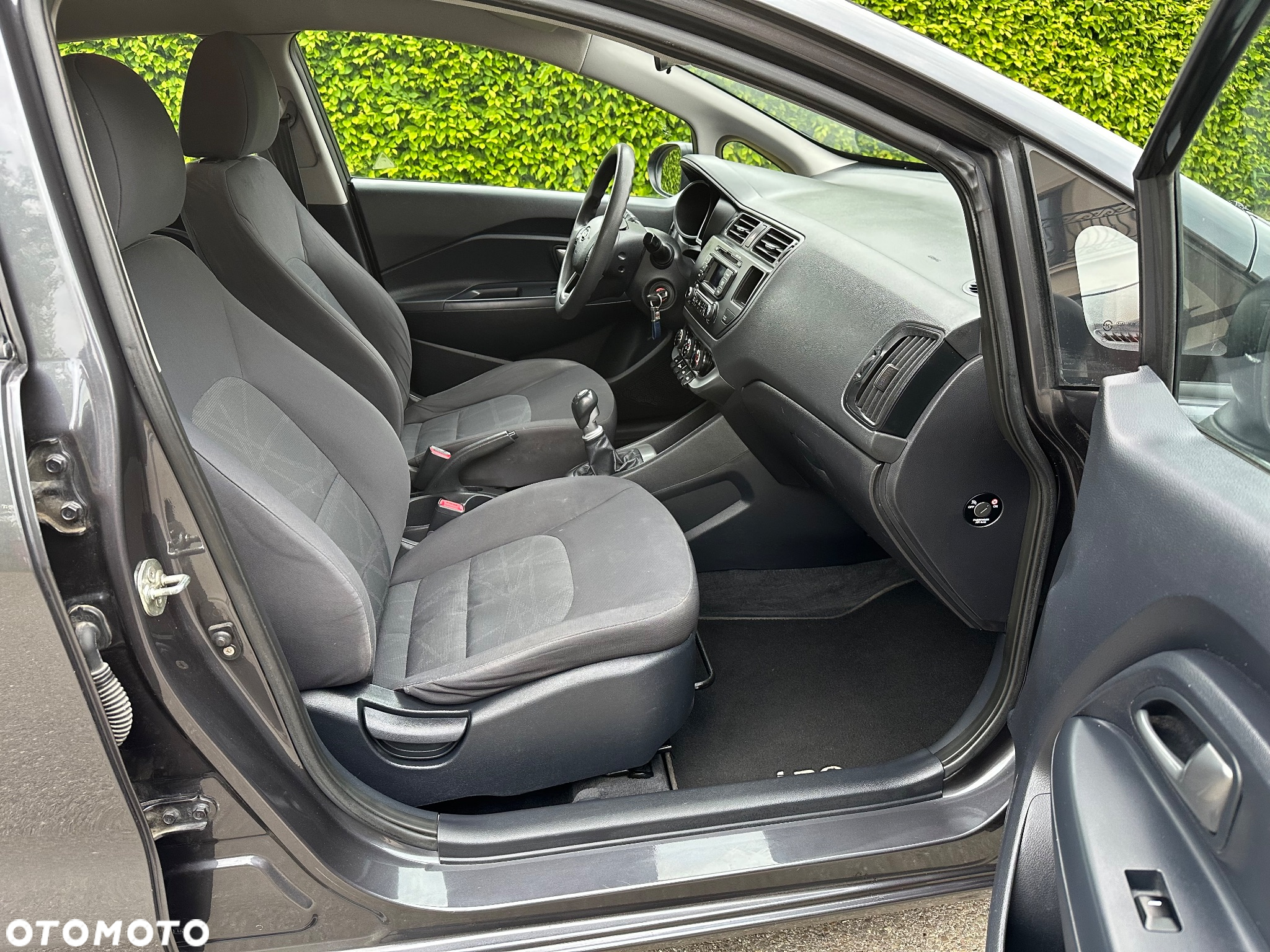 Kia Rio 1.1 CRDI Business Line - 10