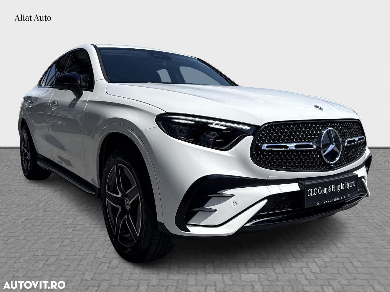 Mercedes-Benz GLC Coupe 300 e 4MATIC - 2