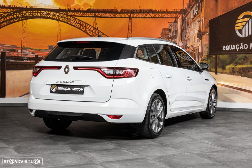 Renault Mégane Sport Tourer 1.5 dCi Limited EDC - 4