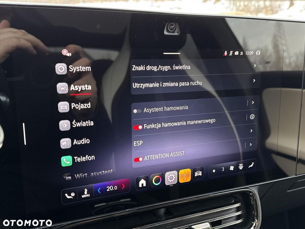 Mercedes-Benz CLA - 25