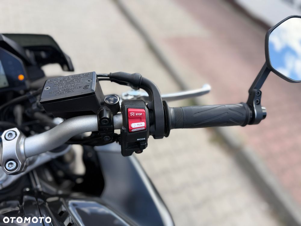 Yamaha MT - 26