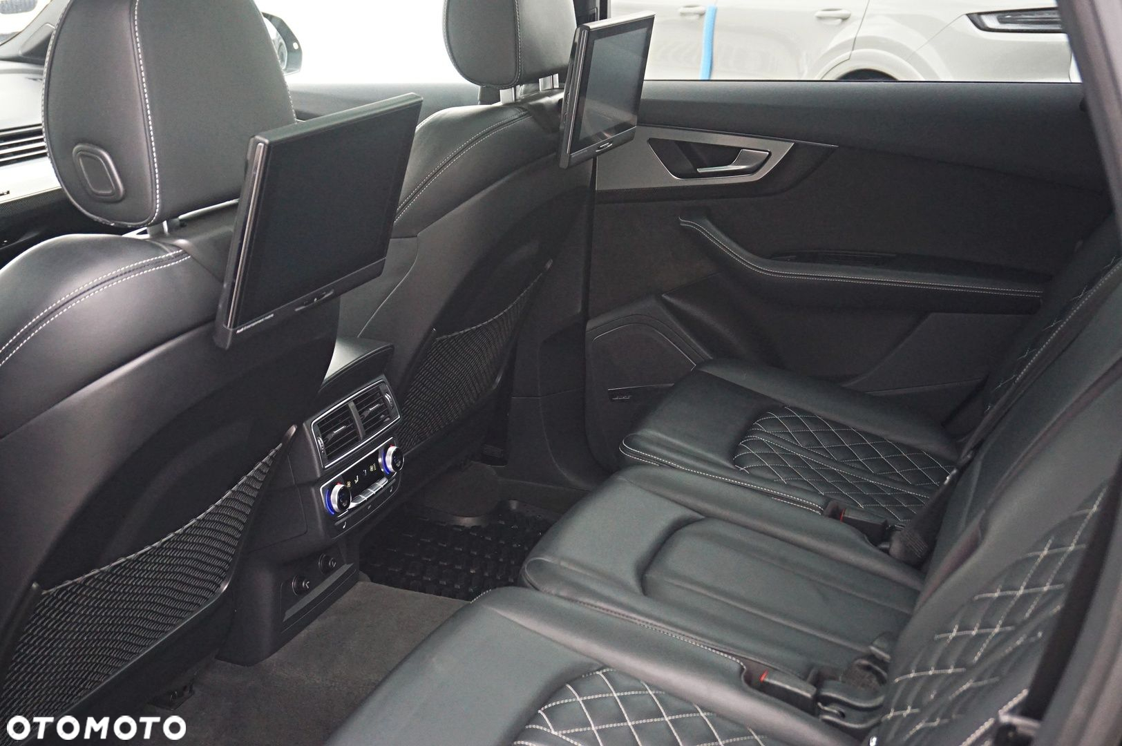 Audi SQ7 - 9