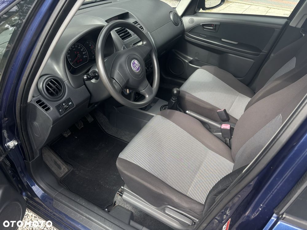 Fiat Sedici - 7