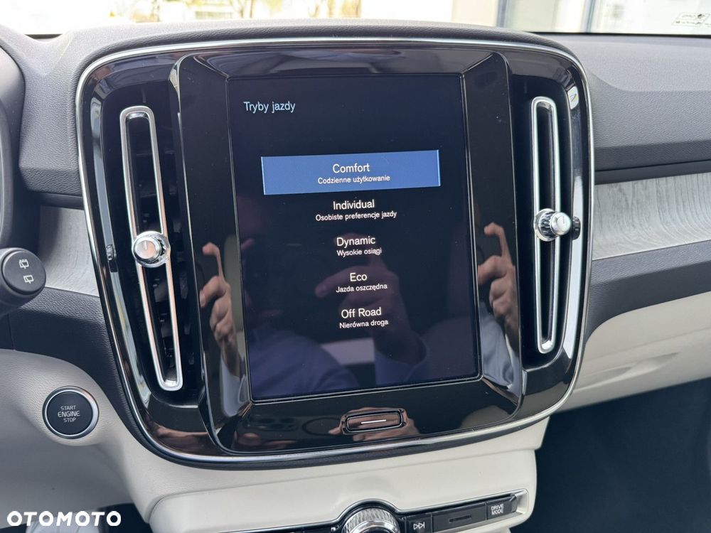 Volvo XC 40 T3 Inscription - 22