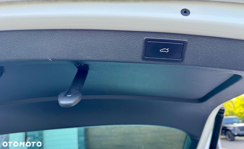 Skoda Octavia 2.0 TSI RS DSG - 19