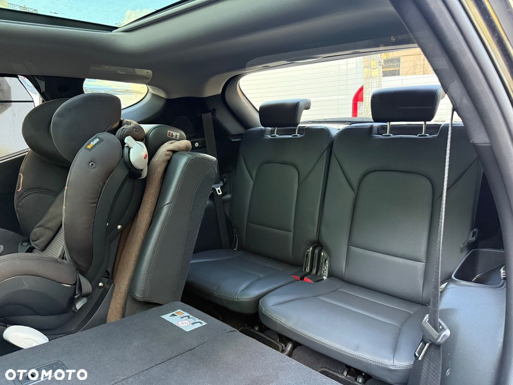 Hyundai Santa Fe 2.2 CRDi 4WD Automatik SEVEN Style - 8
