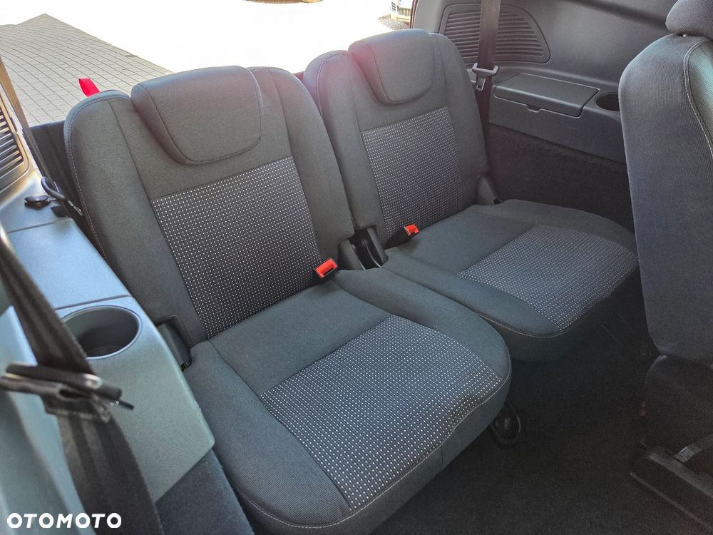 Ford Grand C-MAX 1.6 Titanium - 10