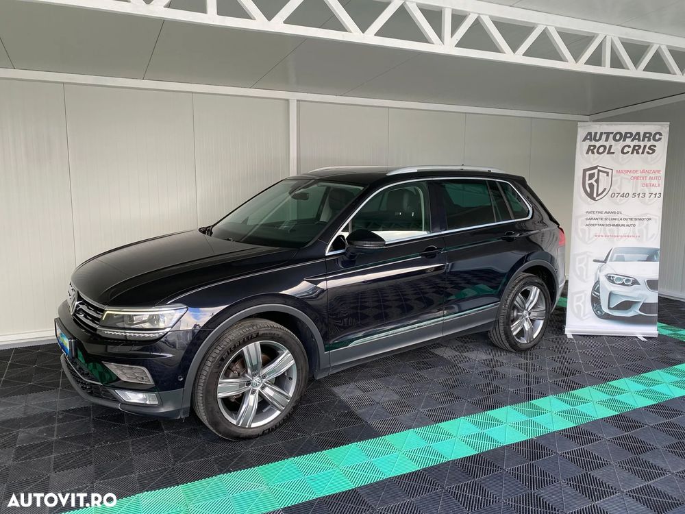 Volkswagen Tiguan - 1