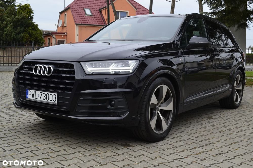 Audi Q7 - 1