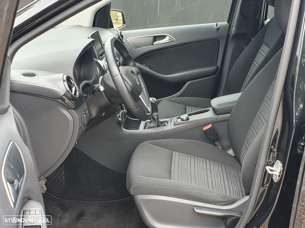 Mercedes-Benz B 180 CDi BlueEfficiency - 19