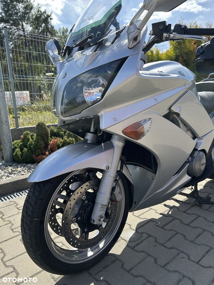 Yamaha FJR - 9