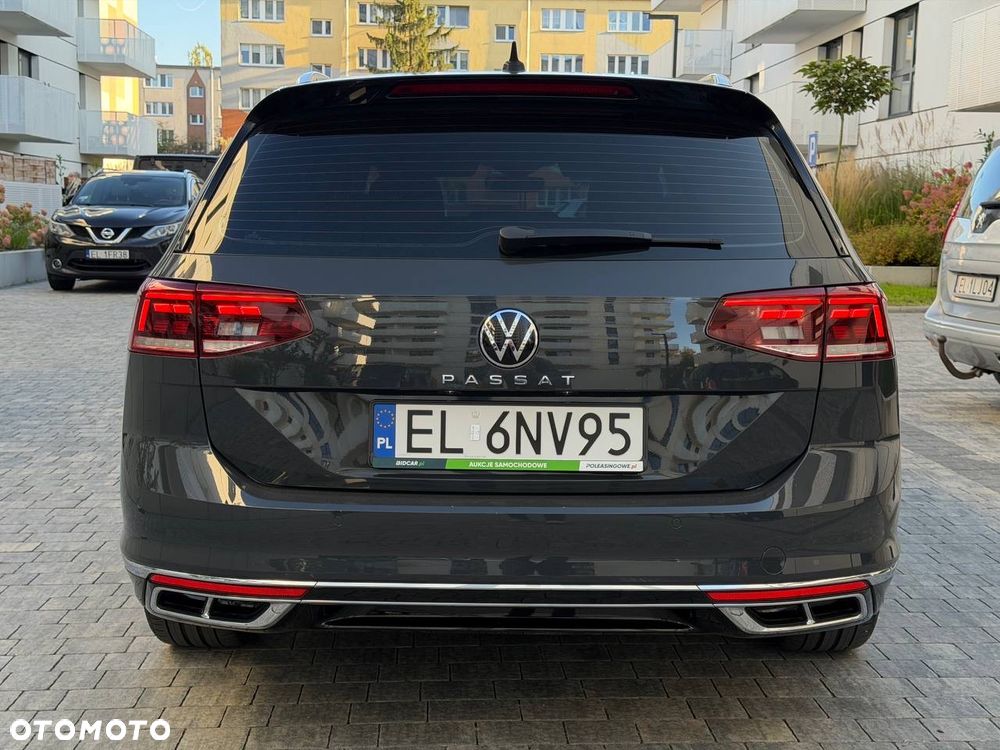 Volkswagen Passat - 6