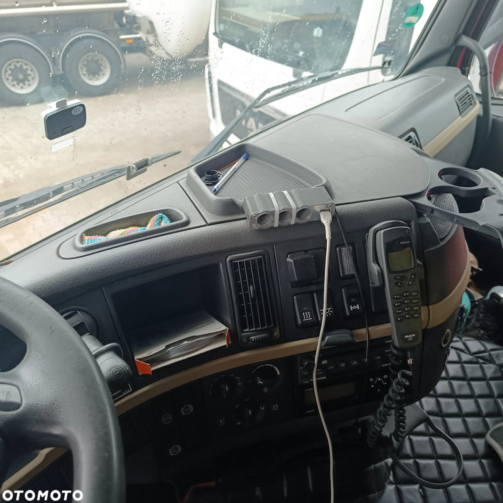 Volvo FH 13 440  Tacho analogowe - 13