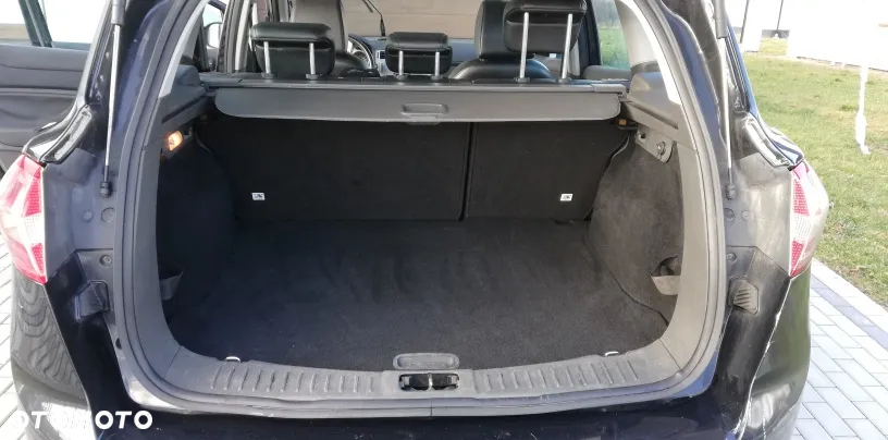 Ford Kuga - 4