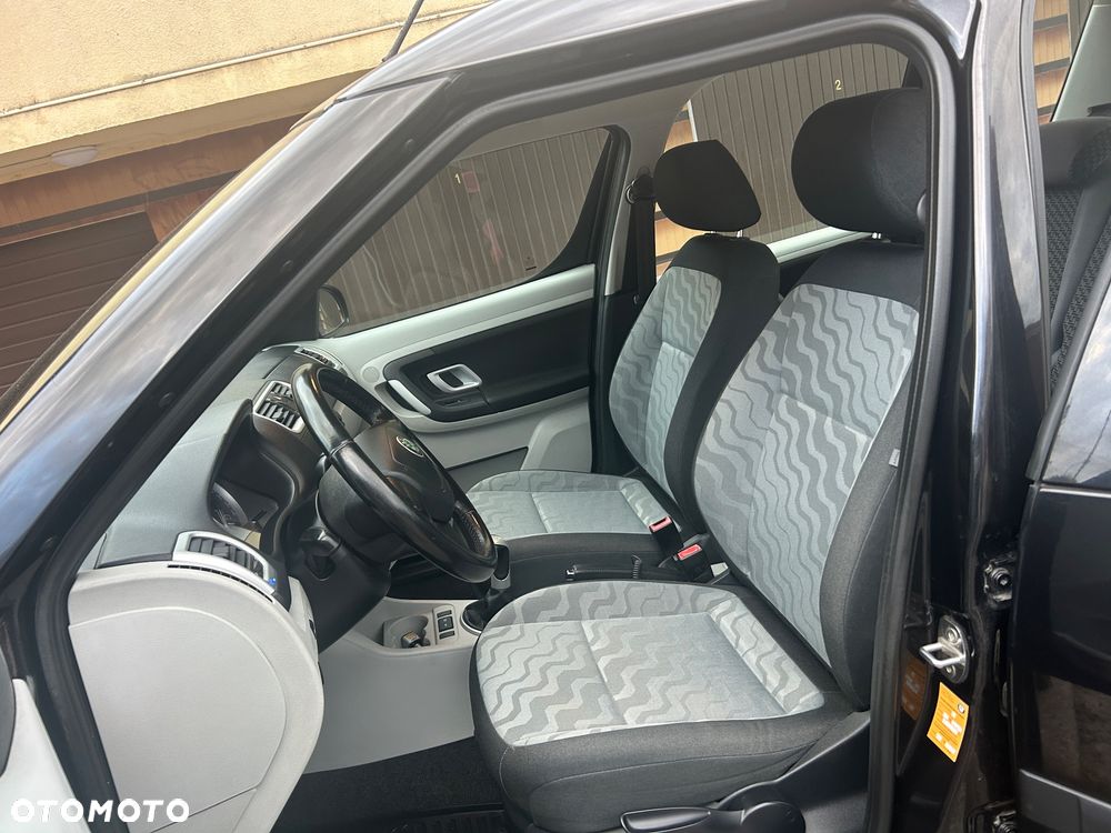 Skoda Roomster - 11