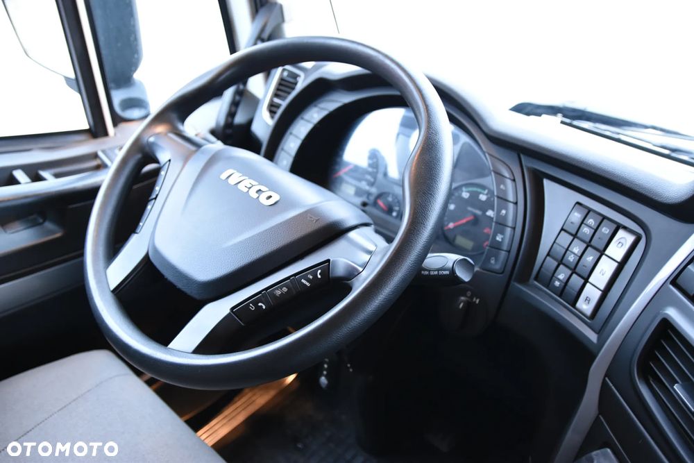 Iveco HI-WAY XP - 12