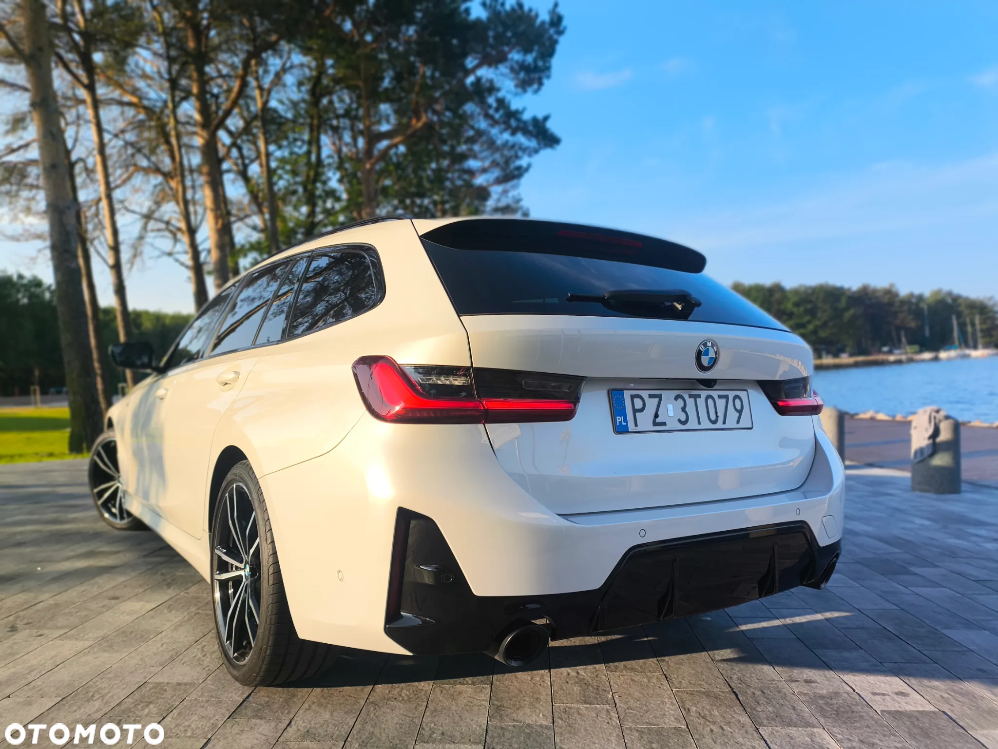 BMW Seria 3 320d xDrive M Sport sport - 27
