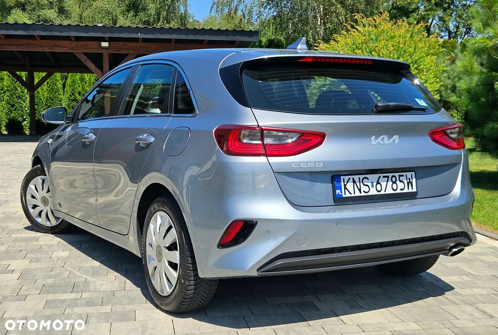 Kia Ceed - 4