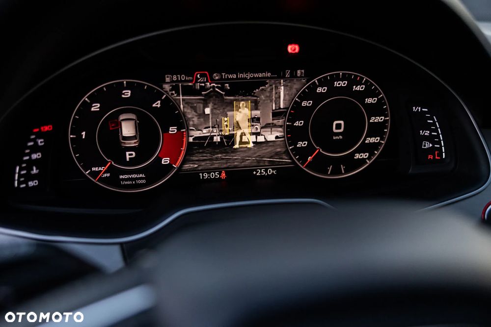 Audi SQ7 4.0 TDI Quattro Tiptronic - 17