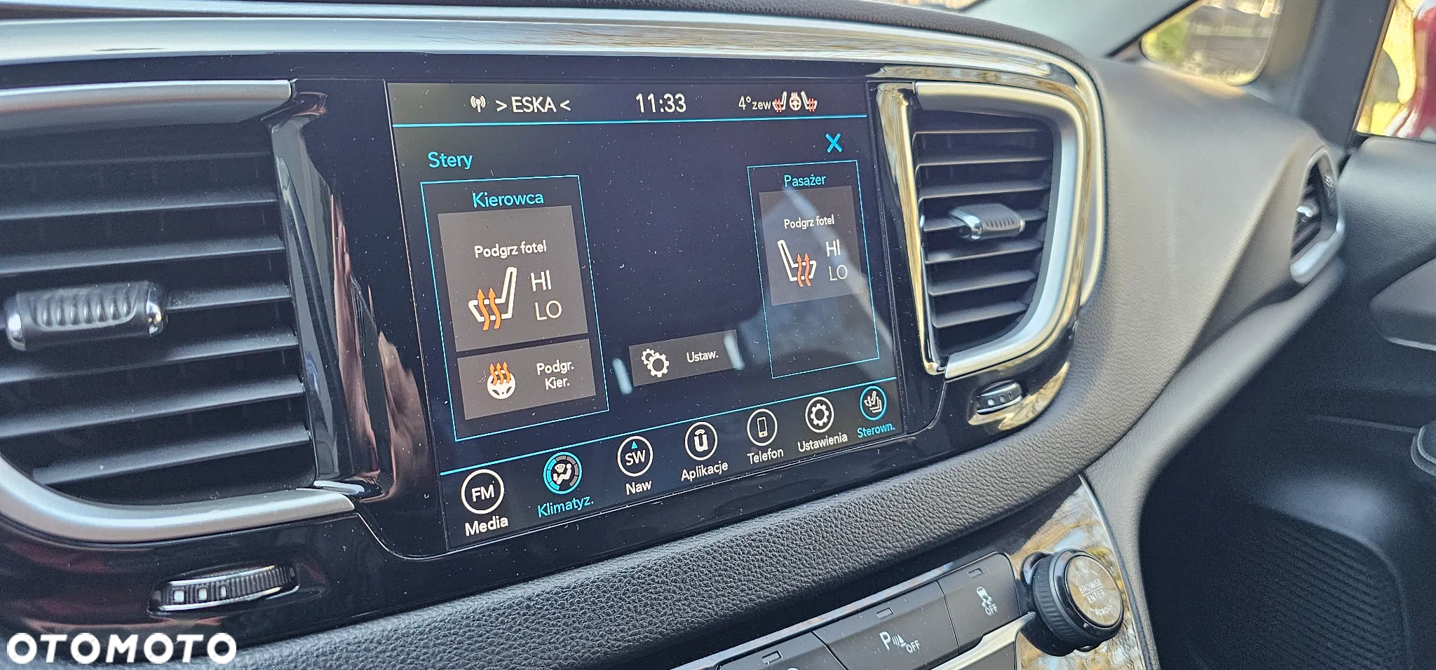 Chrysler Pacifica - 23