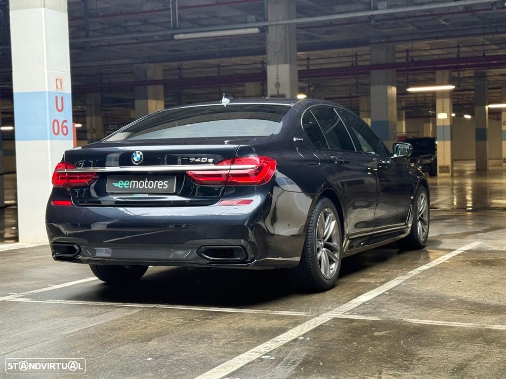 BMW 740 - 7