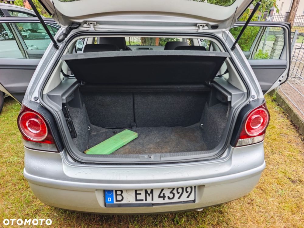 Volkswagen Polo - 4