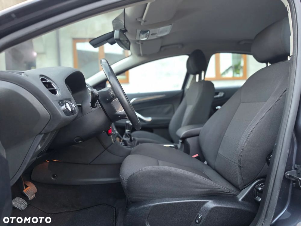 Ford Mondeo - 16