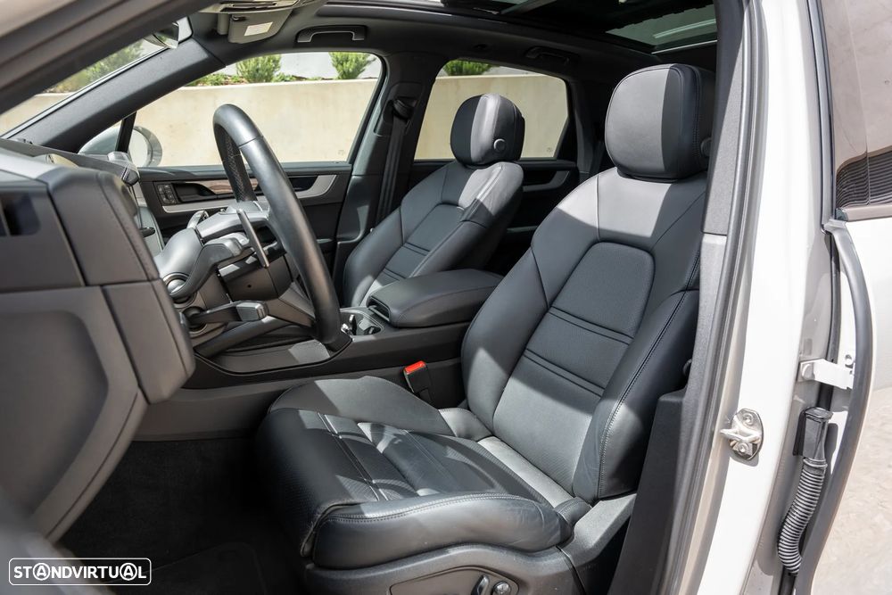 Porsche Cayenne E-Hybrid - 17