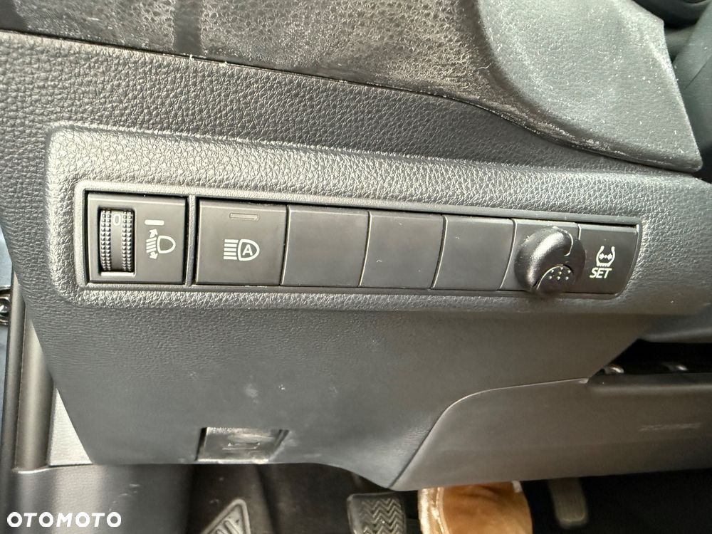 Toyota Corolla 1.5 Comfort - 24