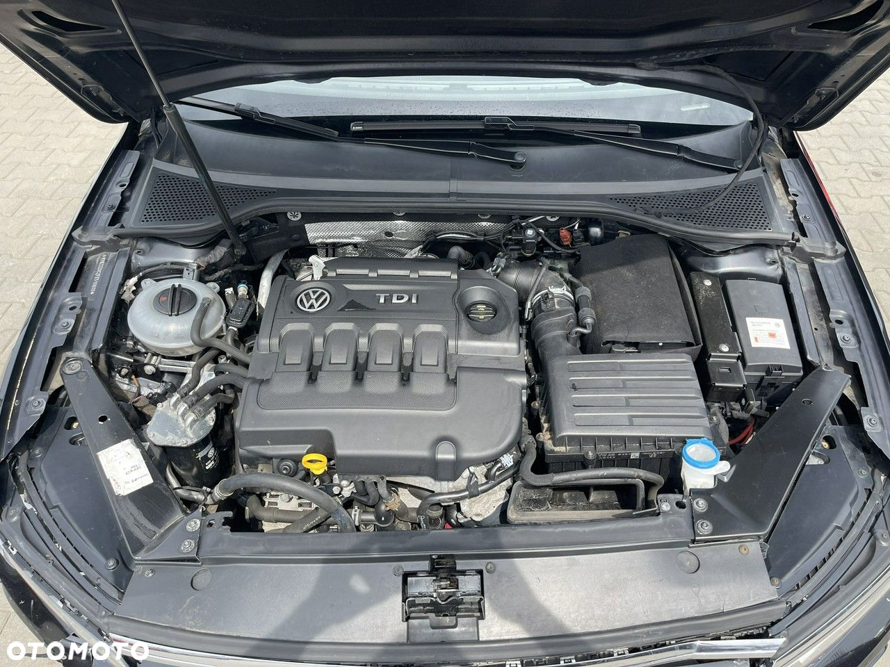Volkswagen Passat Variant 2.0 TDI (BlueMotion Technology) Highline - 13