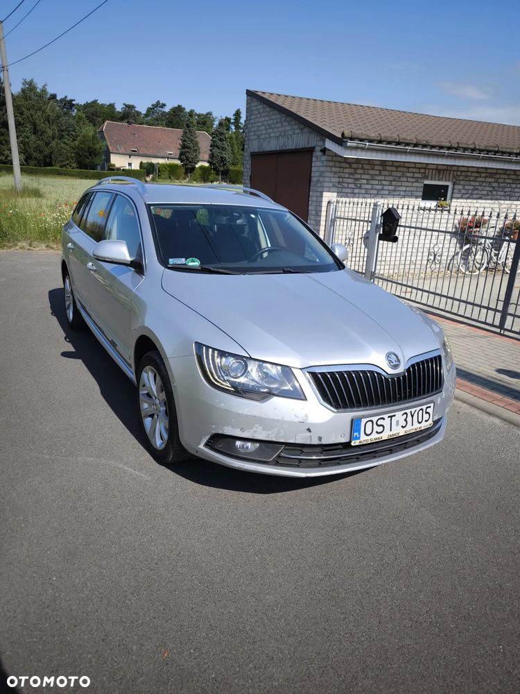 Skoda Superb 2.0 TDI Elegance - 3
