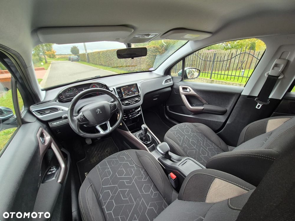 Peugeot 2008 - 24