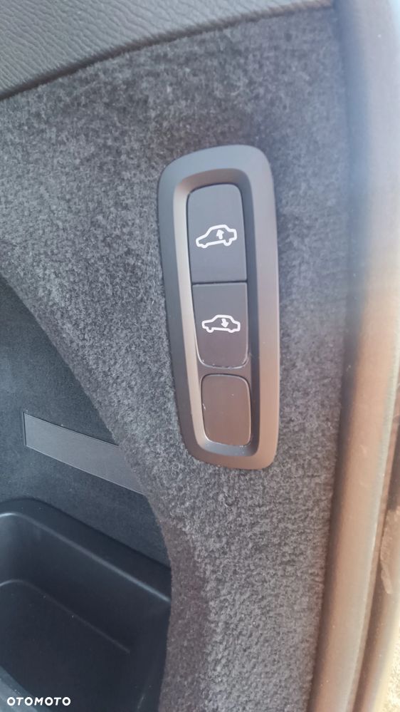Volvo XC 90 - 23