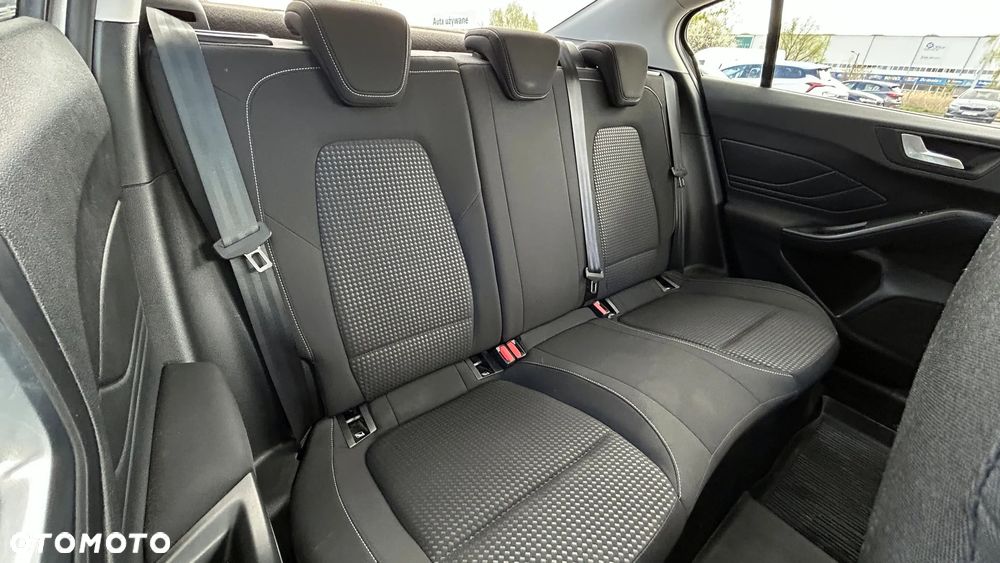 Ford Focus 1.0 EcoBoost Trend - 23