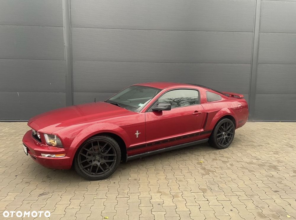 Ford Mustang - 8