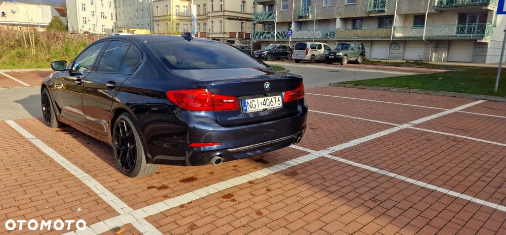BMW Seria 5 530d xDrive Luxury Line - 6