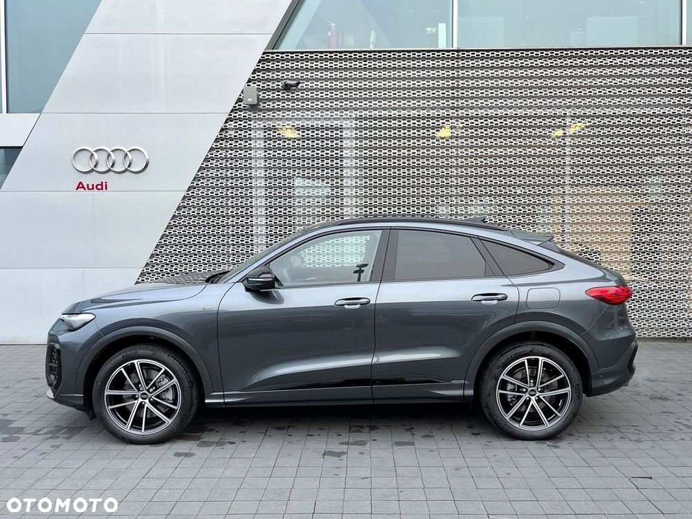 Audi Q5 Sportback - 26
