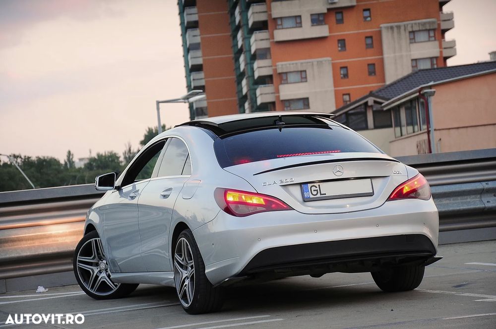 Mercedes-Benz CLA 200 - 9