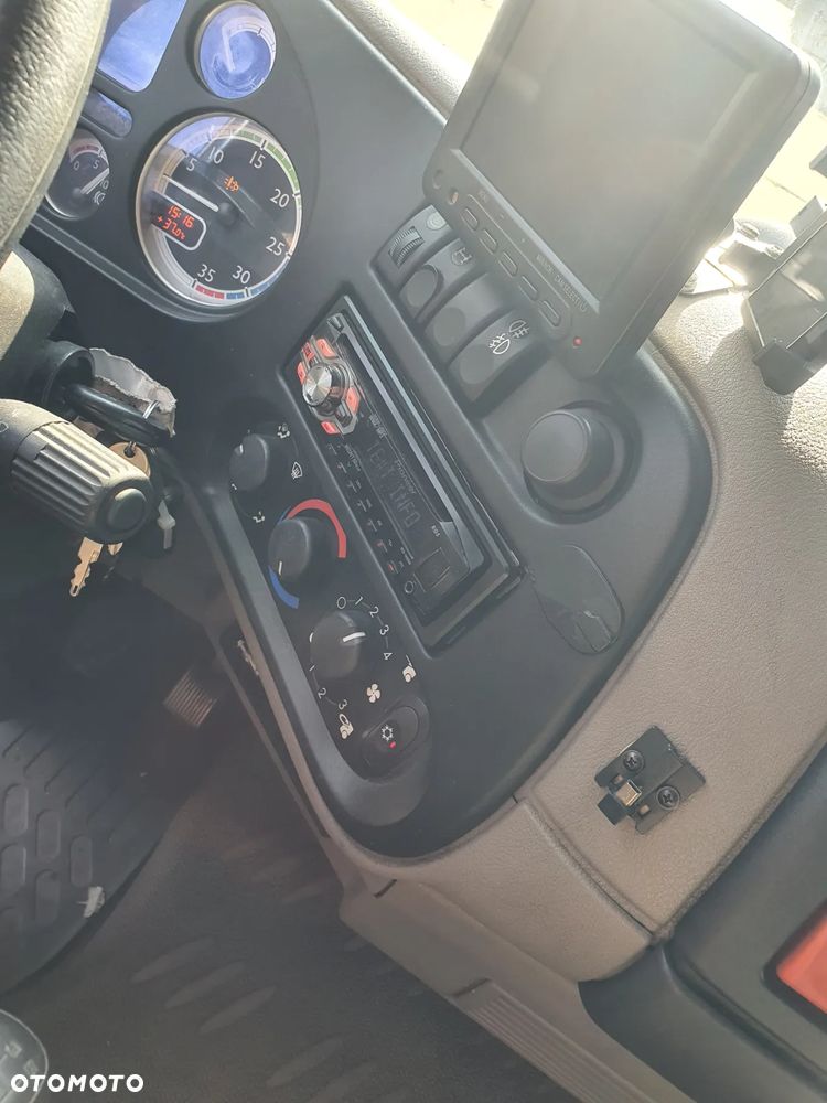 DAF LF 45/220 - 12