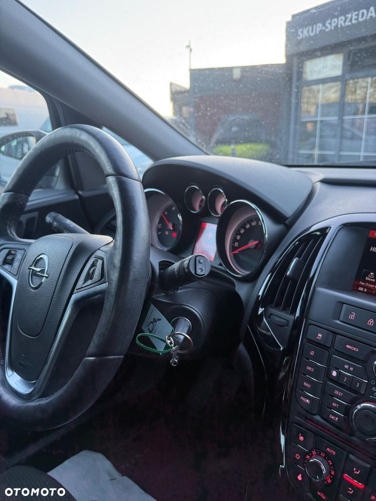 Opel Astra - 11