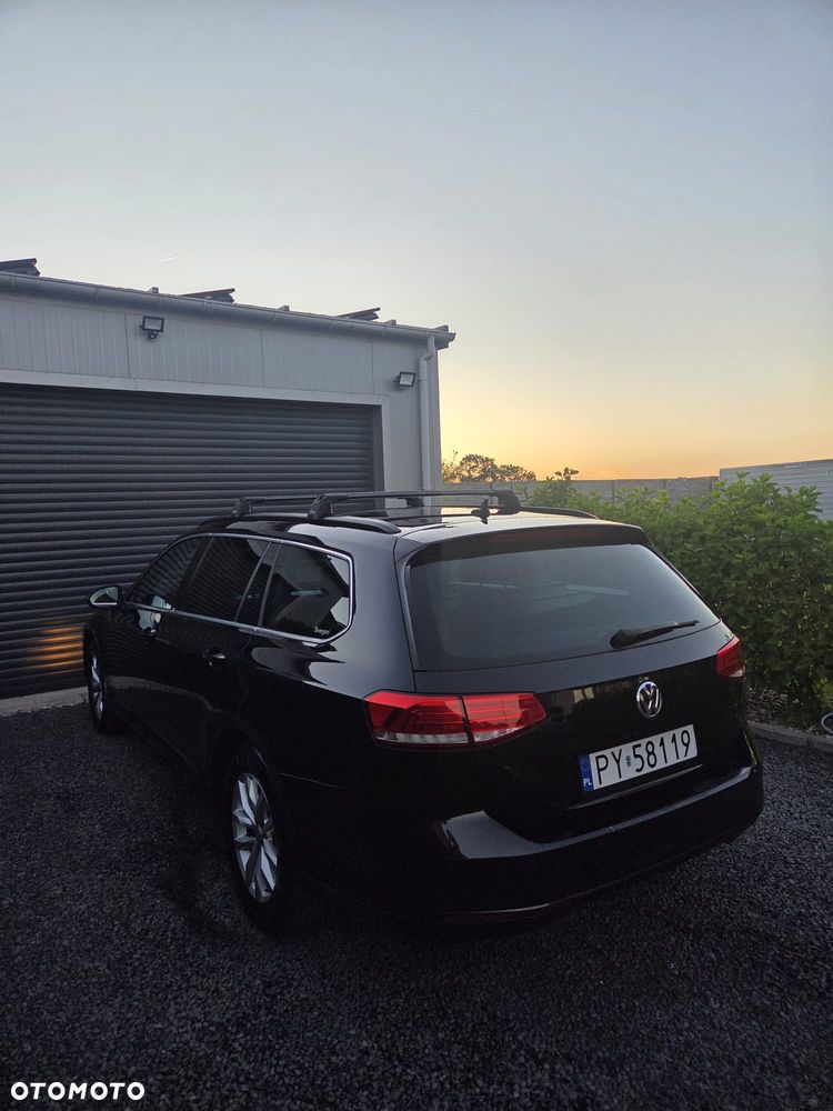 Volkswagen Passat 2.0 TDI (BlueMotion Technology) DSG Comfortline - 4