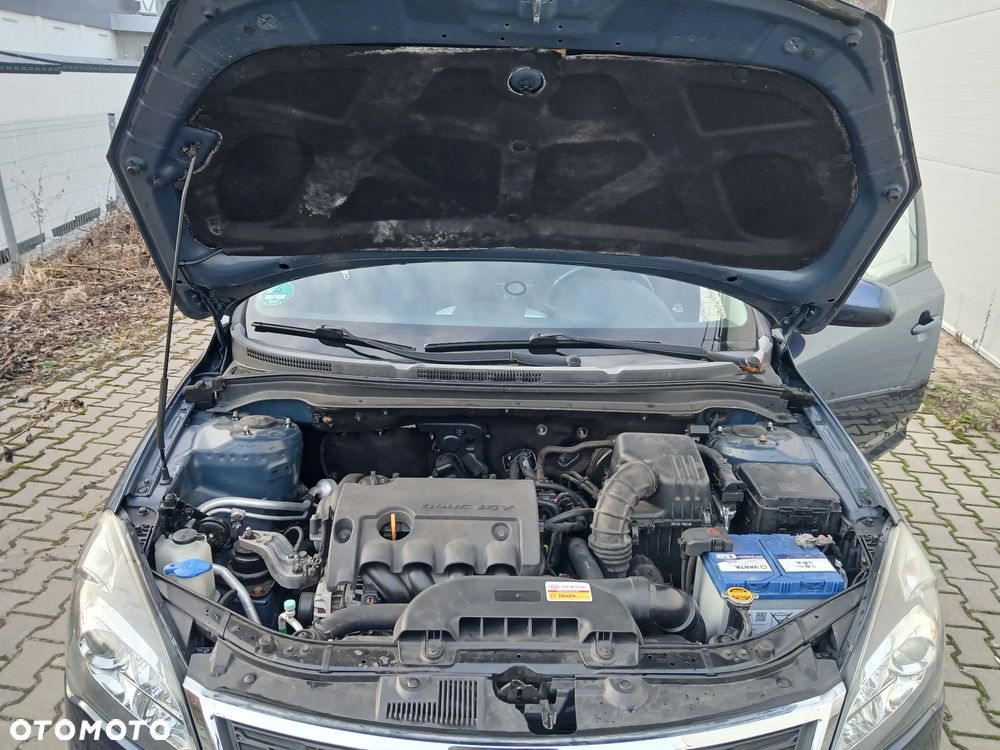 Kia Ceed 1.4 CVVT Vision - 17