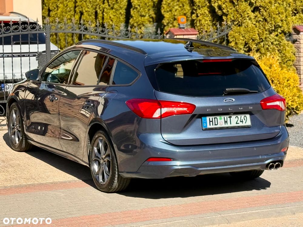 Ford Focus 1.5 EcoBlue Start-Stopp-System ST-LINE STYLE - 9