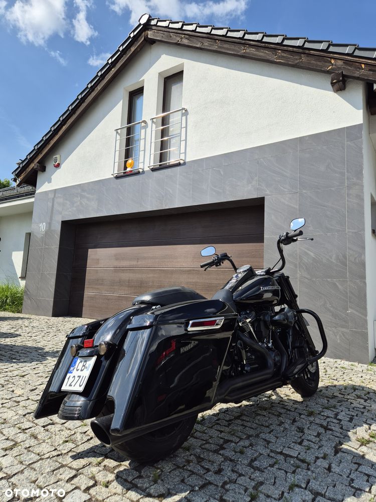Harley-Davidson Touring Road King - 13