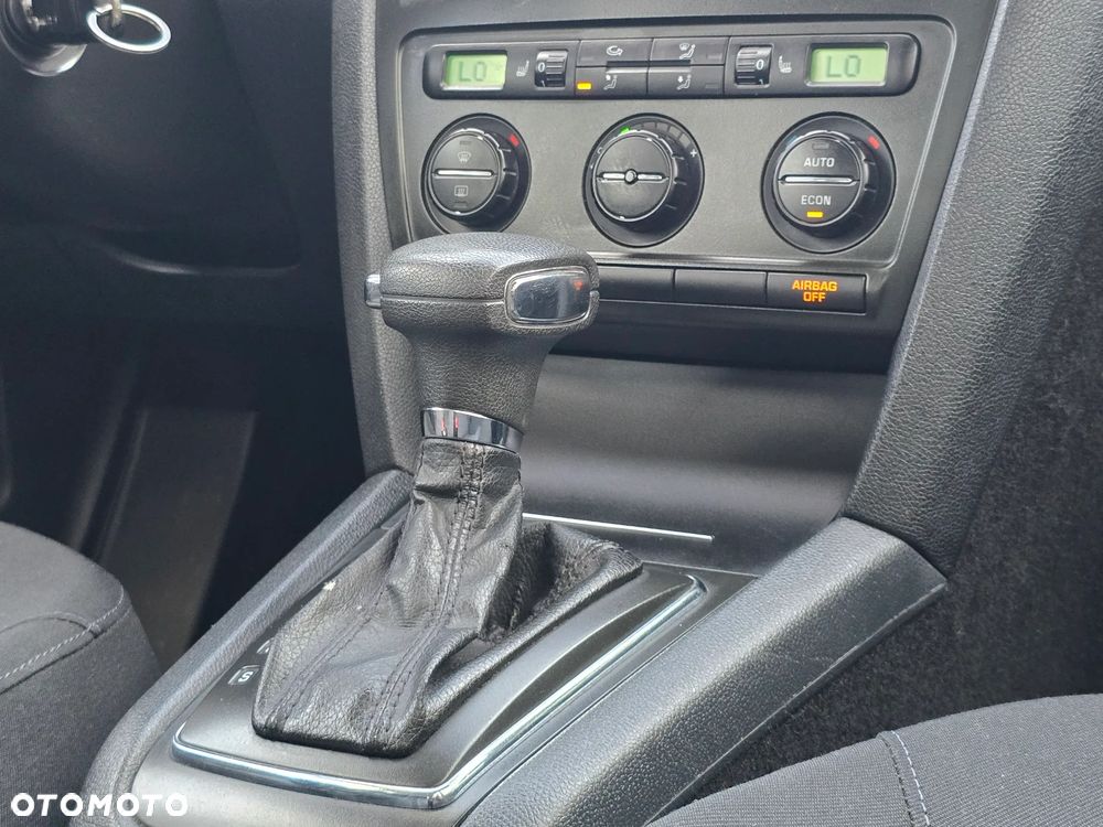 Skoda Octavia - 24