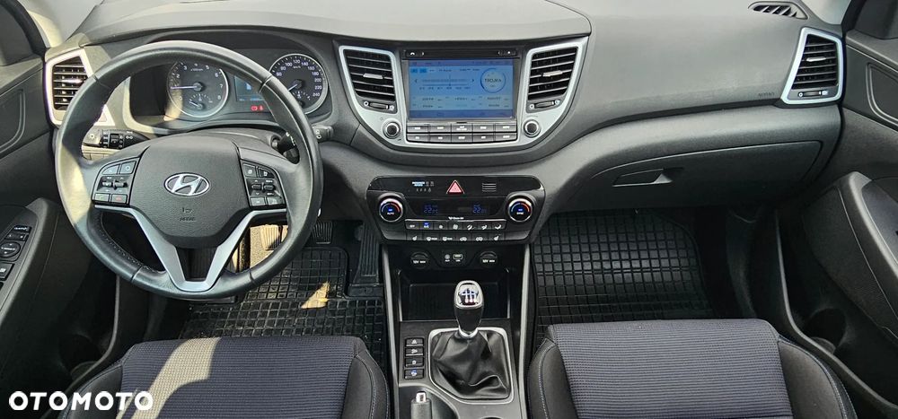 Hyundai Tucson blue 1.6 GDi 2WD Navi - 16
