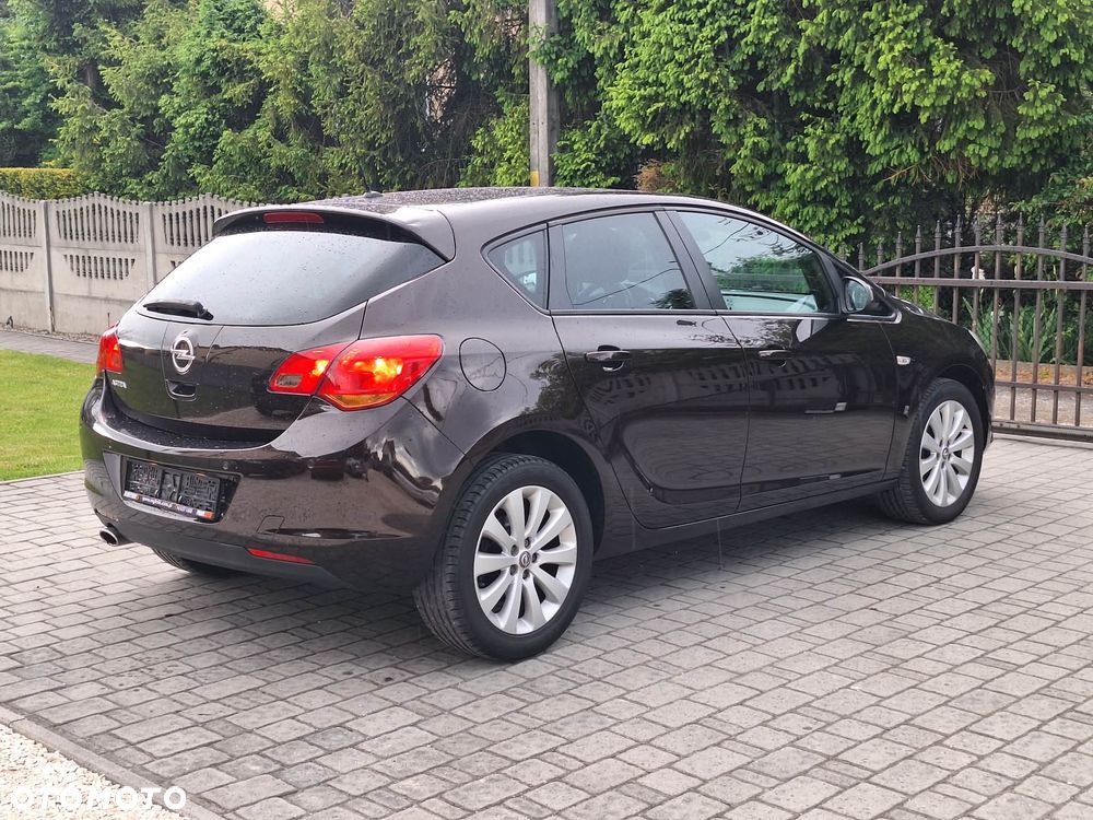 Opel Astra 1.4 Turbo Color Edition - 3